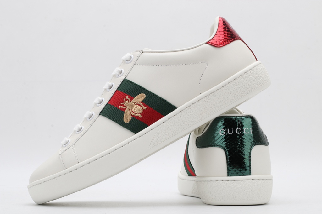 Women s Ace sneaker with bee